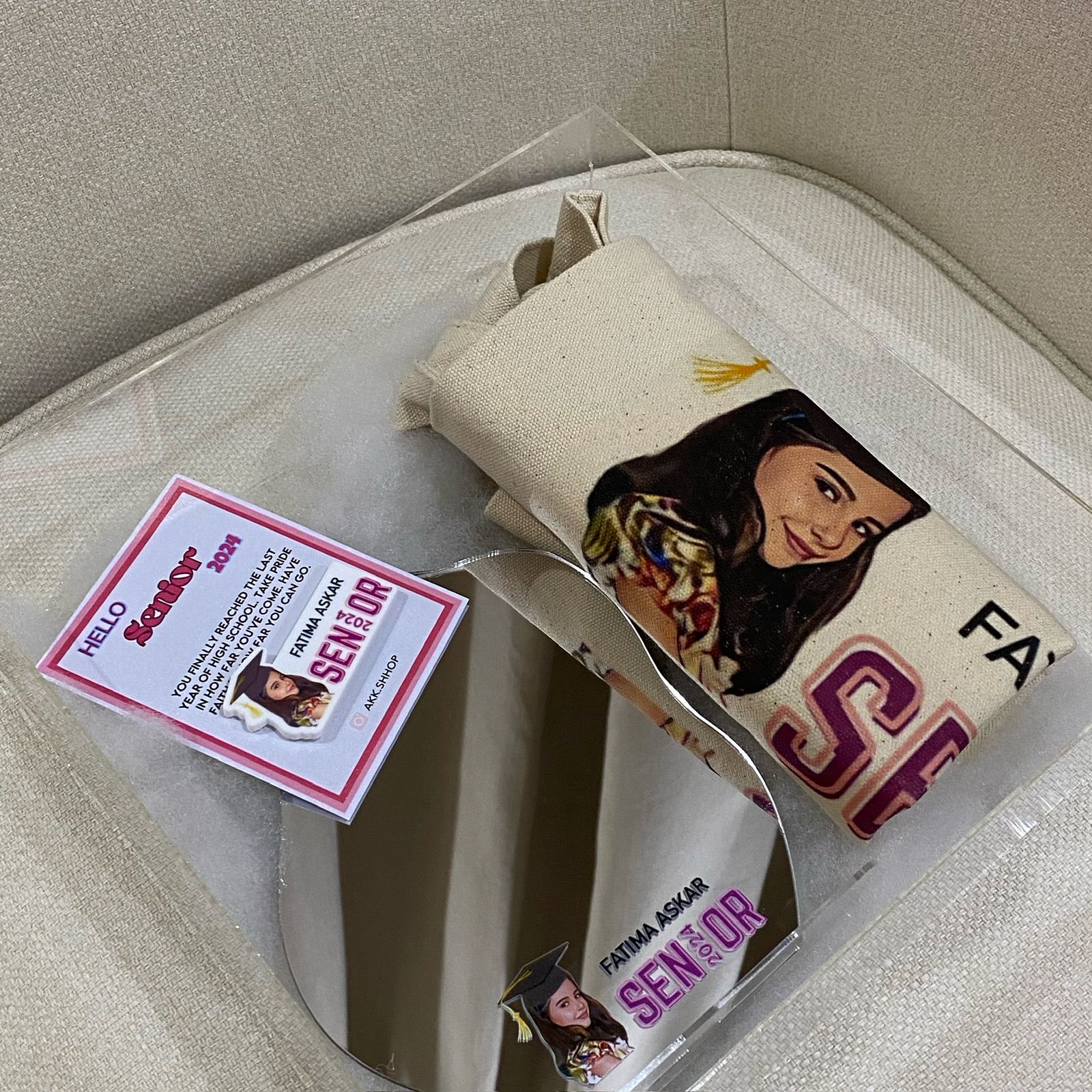 Box with Brooch, Tote Bag & Mirror