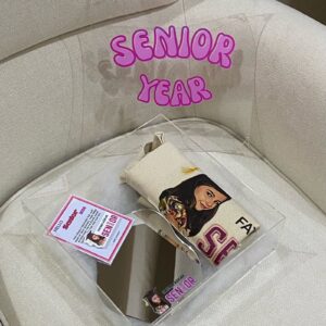 Box with Brooch, Tote Bag & Mirror